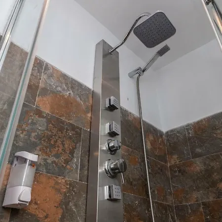 Alhambra Sonder Апартаменты Гранада