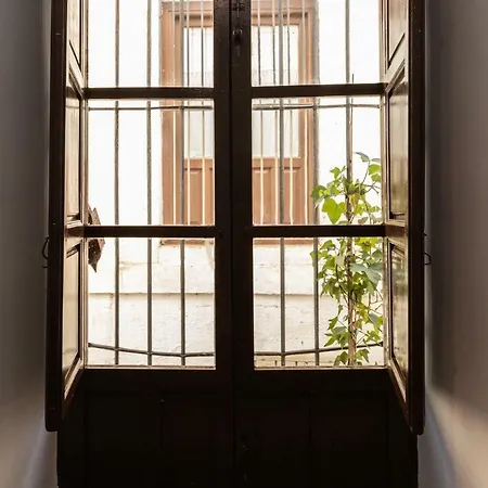 Alhambra Sonder Apartments
